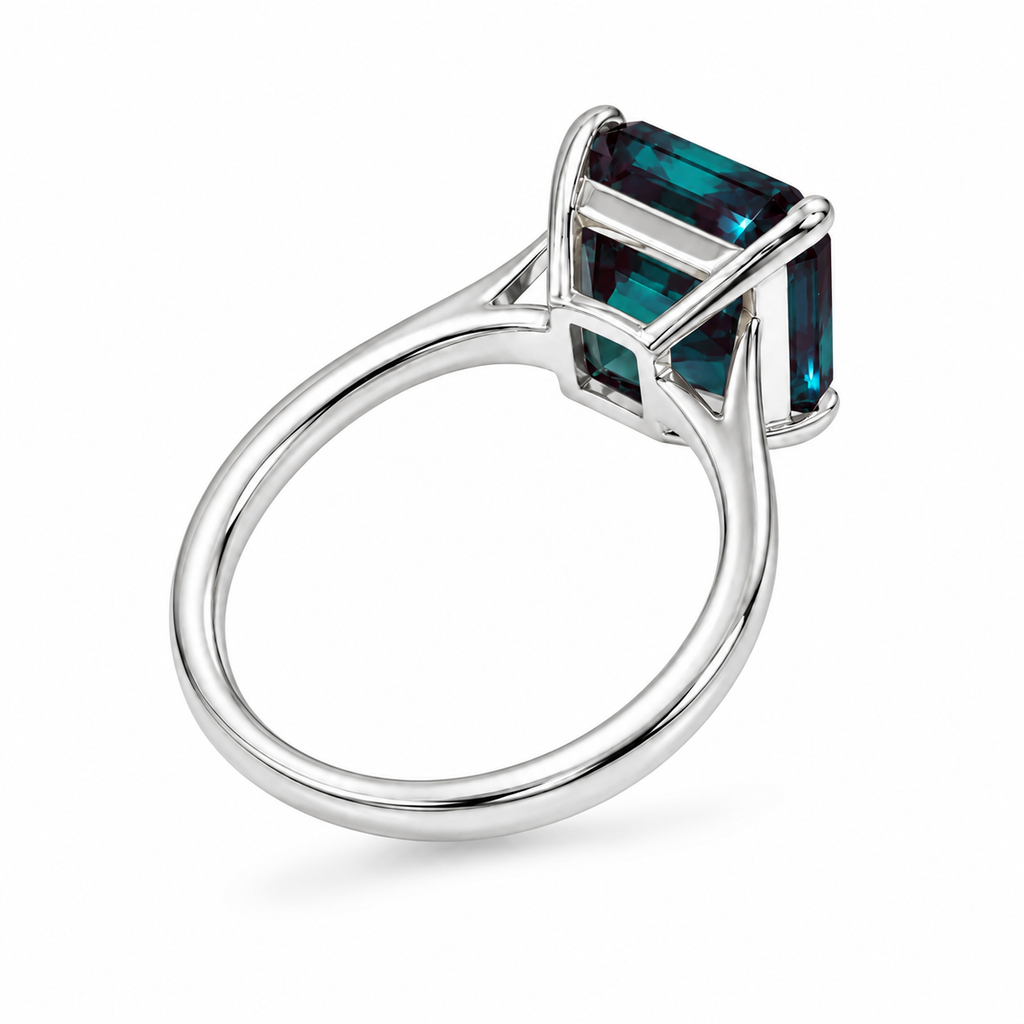 Sovereign Lab-Grown Alexandrite Ring