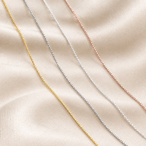 The box chain in four finishes: yellow gold tone, 925 sterling silver, white tone and rose gold tone