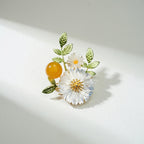 Sonnenblumen-Gänseblümchen-Brosche – Perlmutt / Gold