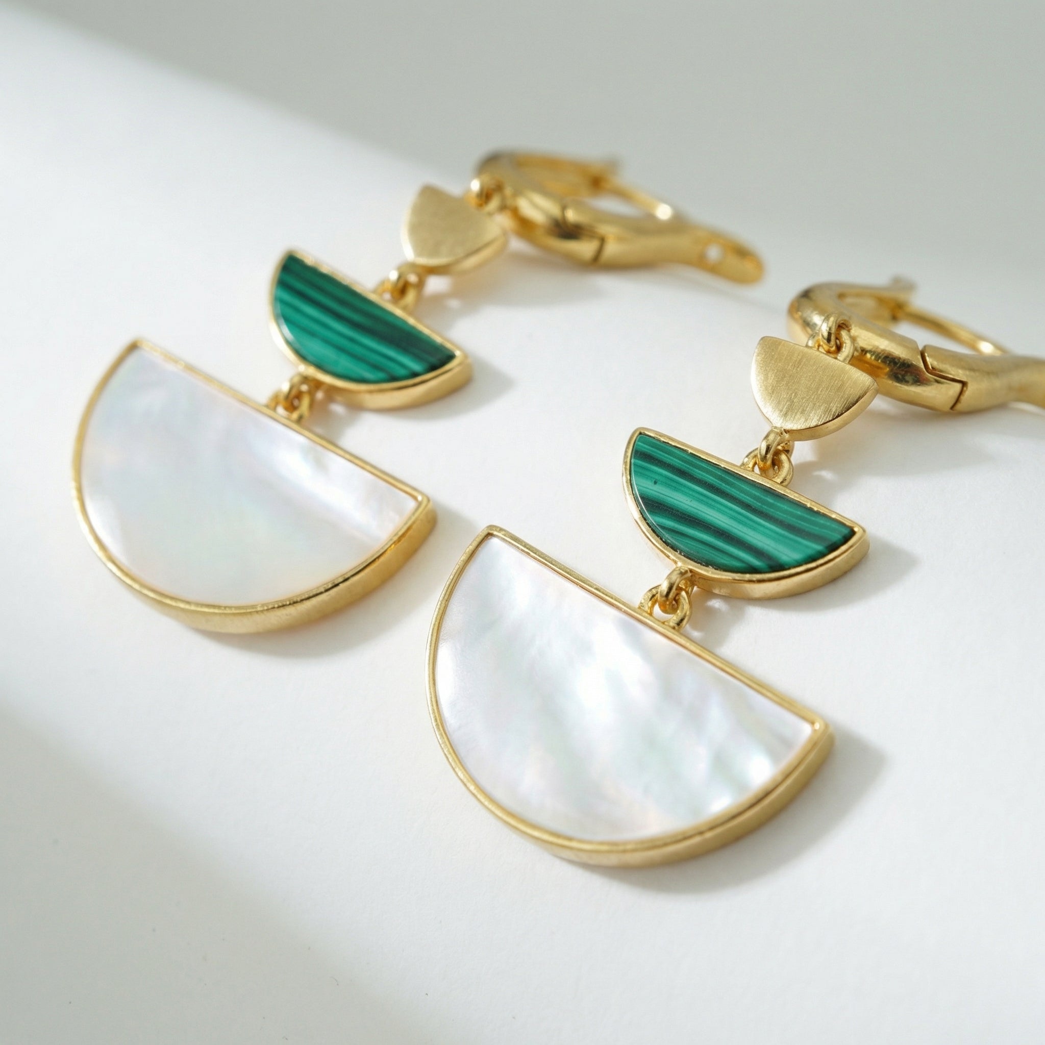 Verdant Fan Geometric Earrings – S925 Silver / Gold