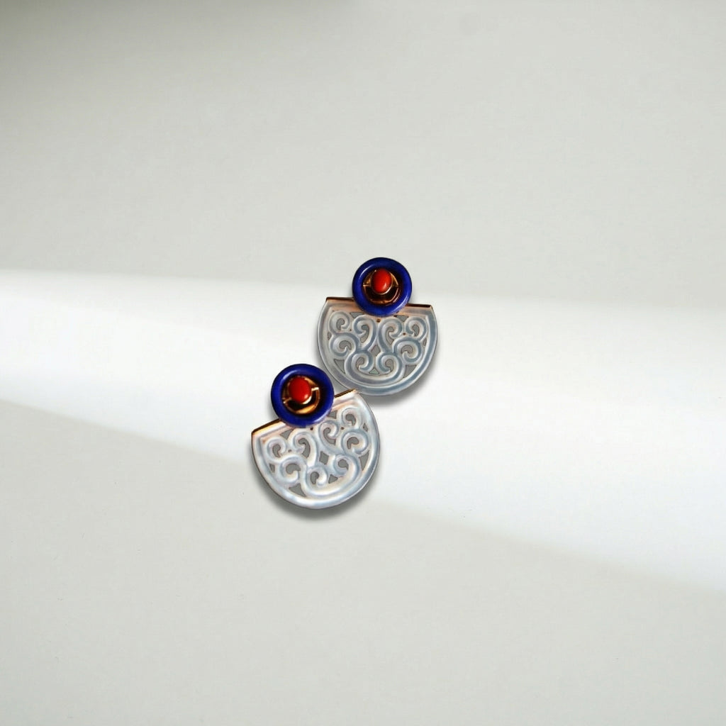 Auspicious Cloud Carved Stud Earrings – Mother of Pearl / Lapis Lazuli