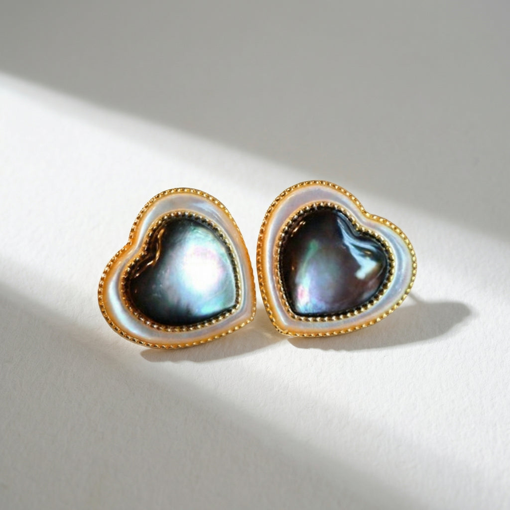Midnight Heart Halo Stud Earrings – Black & White Mother of Pearl / Gold