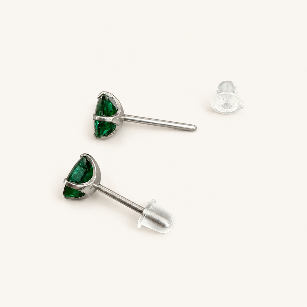 Internally Threaded Titanium Stud Post Converter