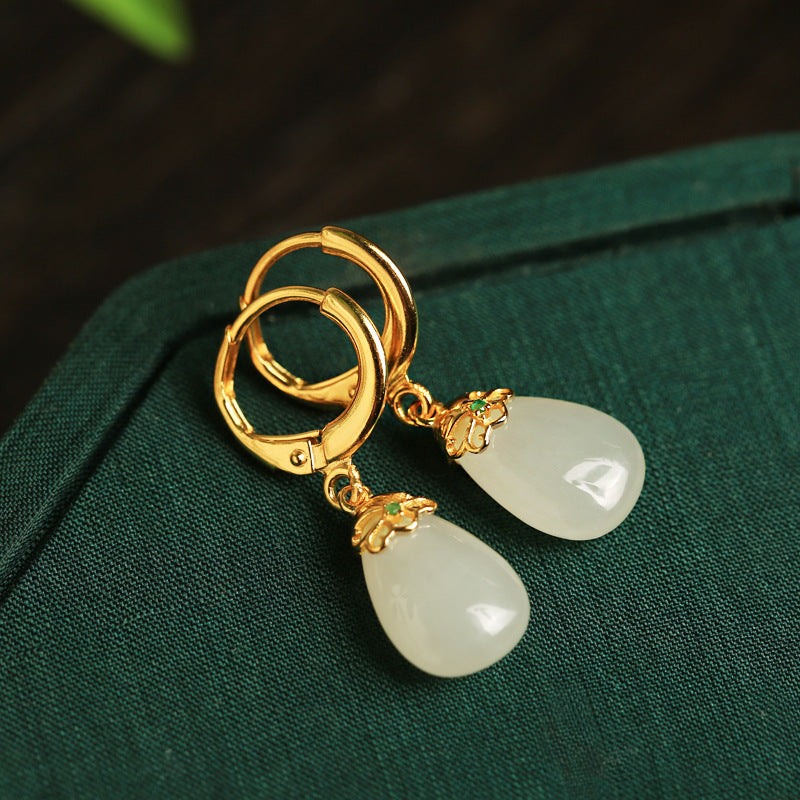 Hetian Jade Teardrop Ear Cuff – Green / White Jade, 18K Gold Vermeil