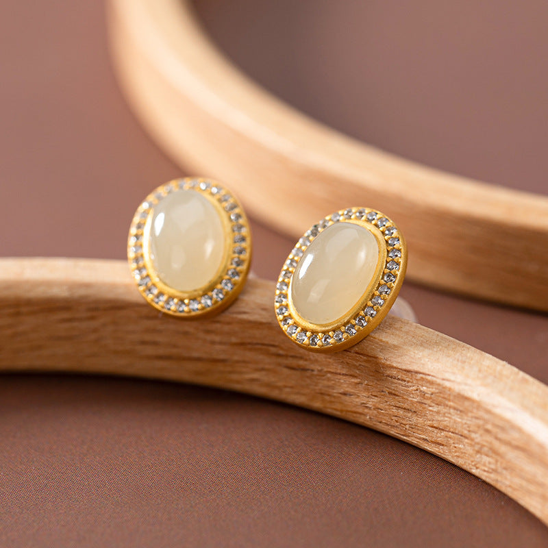 Round Gold-Inlaid Stud Earrings – Red Agate / White Chalcedony, 18K Gold Vermeil
