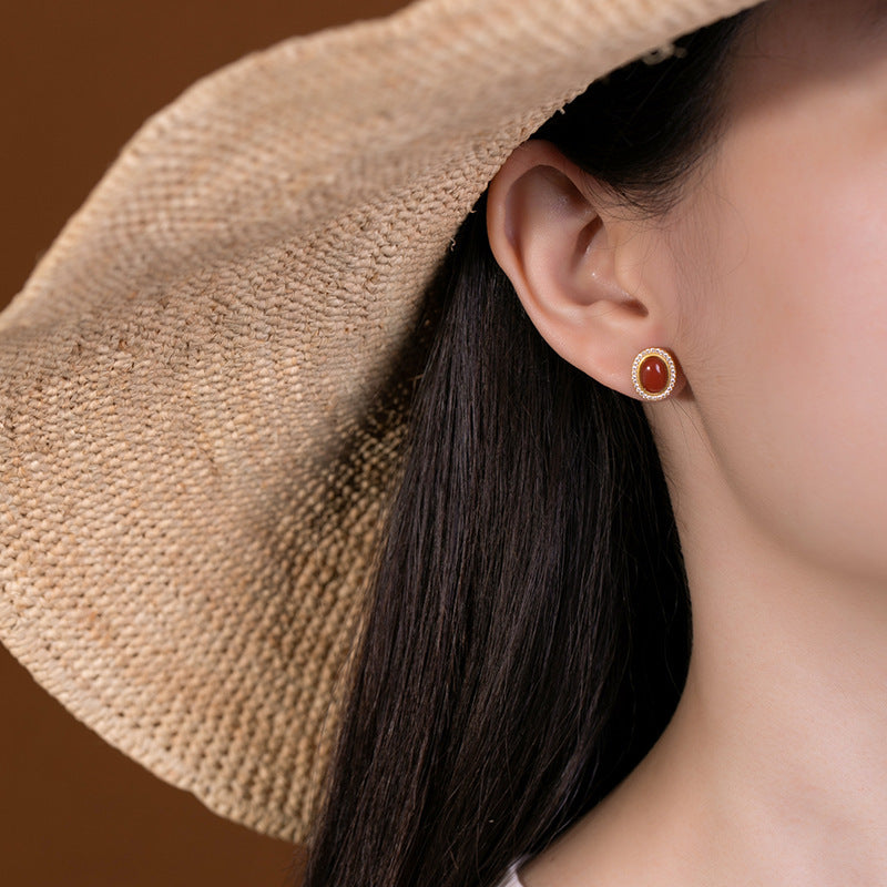 Round Gold-Inlaid Stud Earrings – Red Agate / White Chalcedony, 18K Gold Vermeil