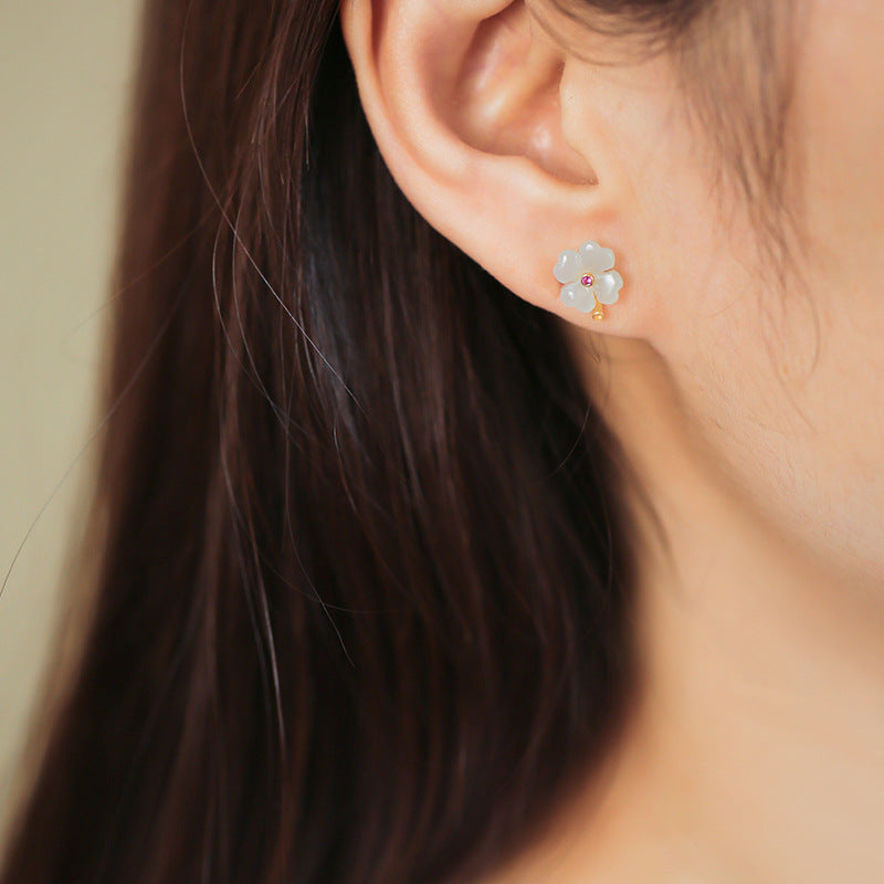 Hetian Jade Four-Leaf Clover Stud Earrings – Green Jade / White Jade, 18K Gold Vermeil
