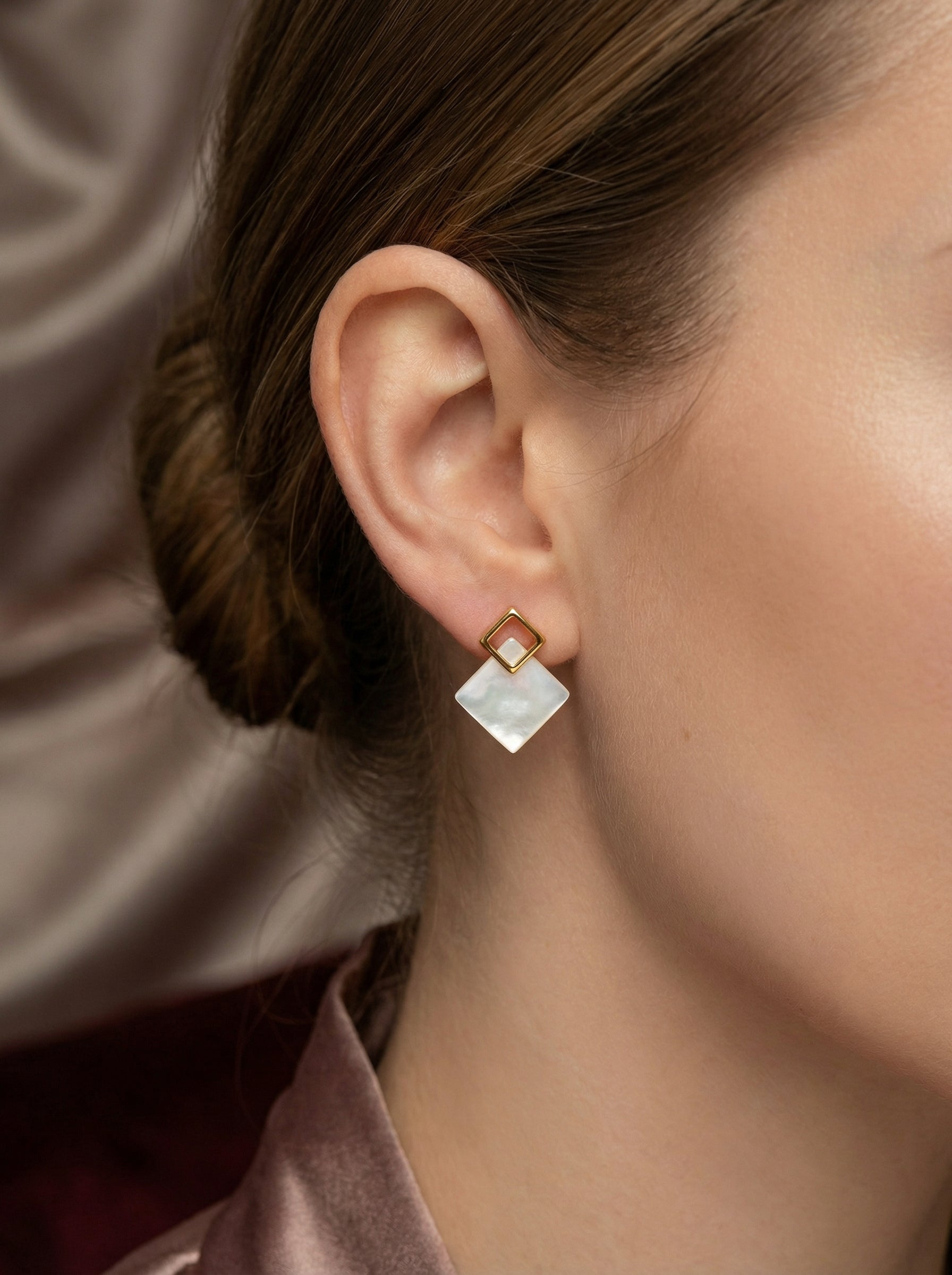 Luminous Square Geometric Stud Earrings – Mother of Pearl / Gold Vermeil