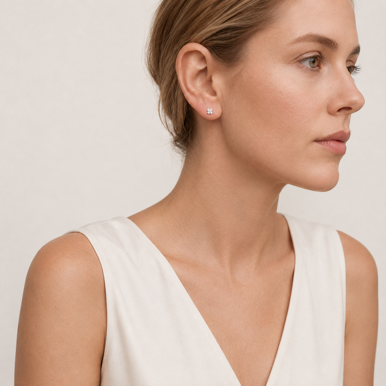 Lucky Clover Titanium Flat Back Earring