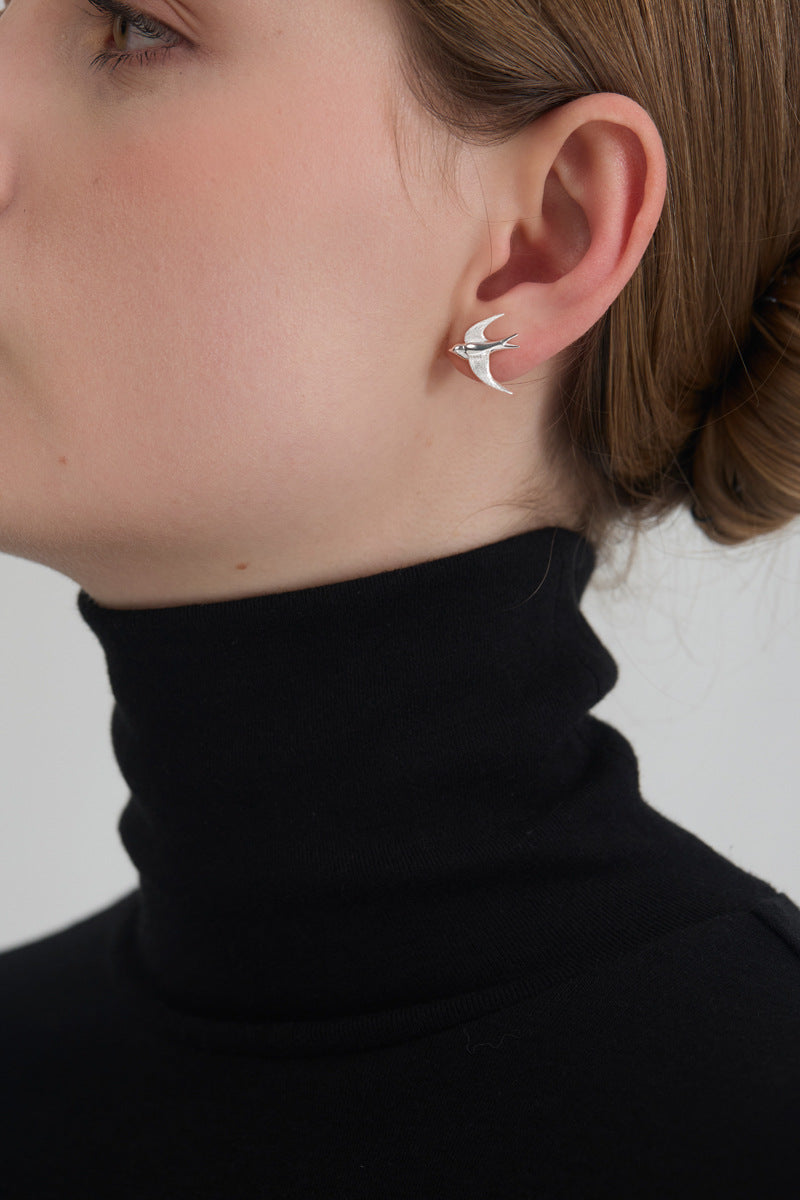 Swallow Minimalist Stud Earrings – Sterling Silver / Gold