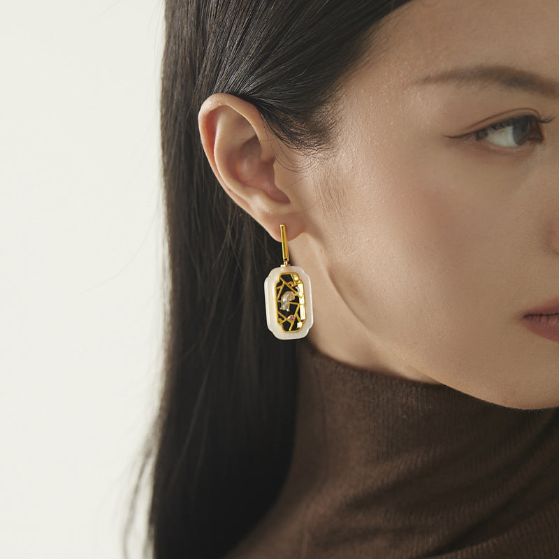 Window Cat Jade Stud Earrings – Sterling Silver / Gold