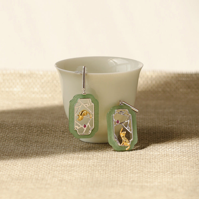 Window Cat Jade Stud Earrings – Sterling Silver / Gold