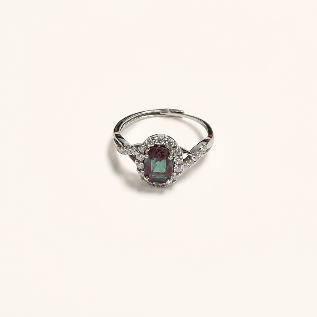 Crossloom Lab-Grown Alexandrite Ring