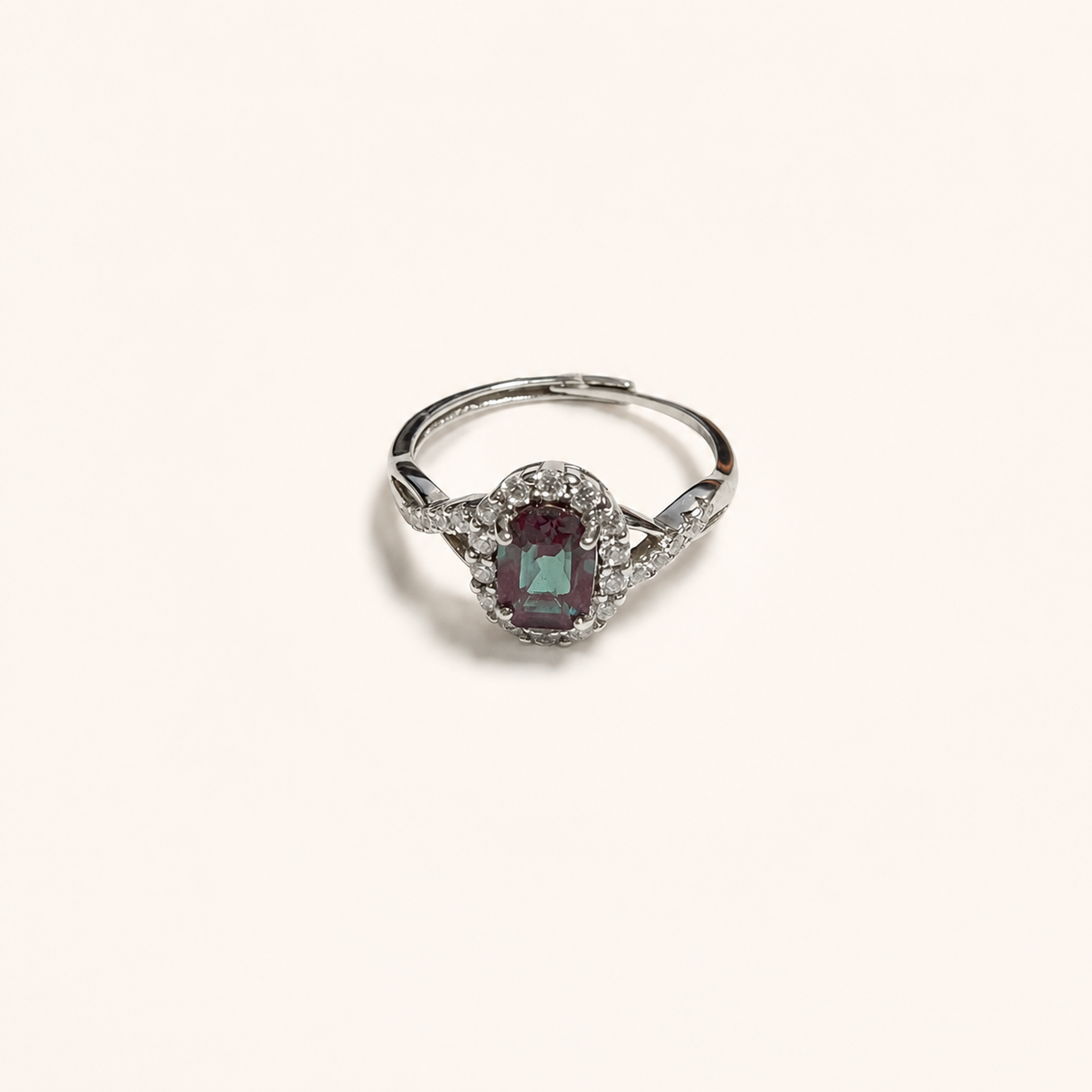 Crossloom Lab-Grown Alexandrite Ring