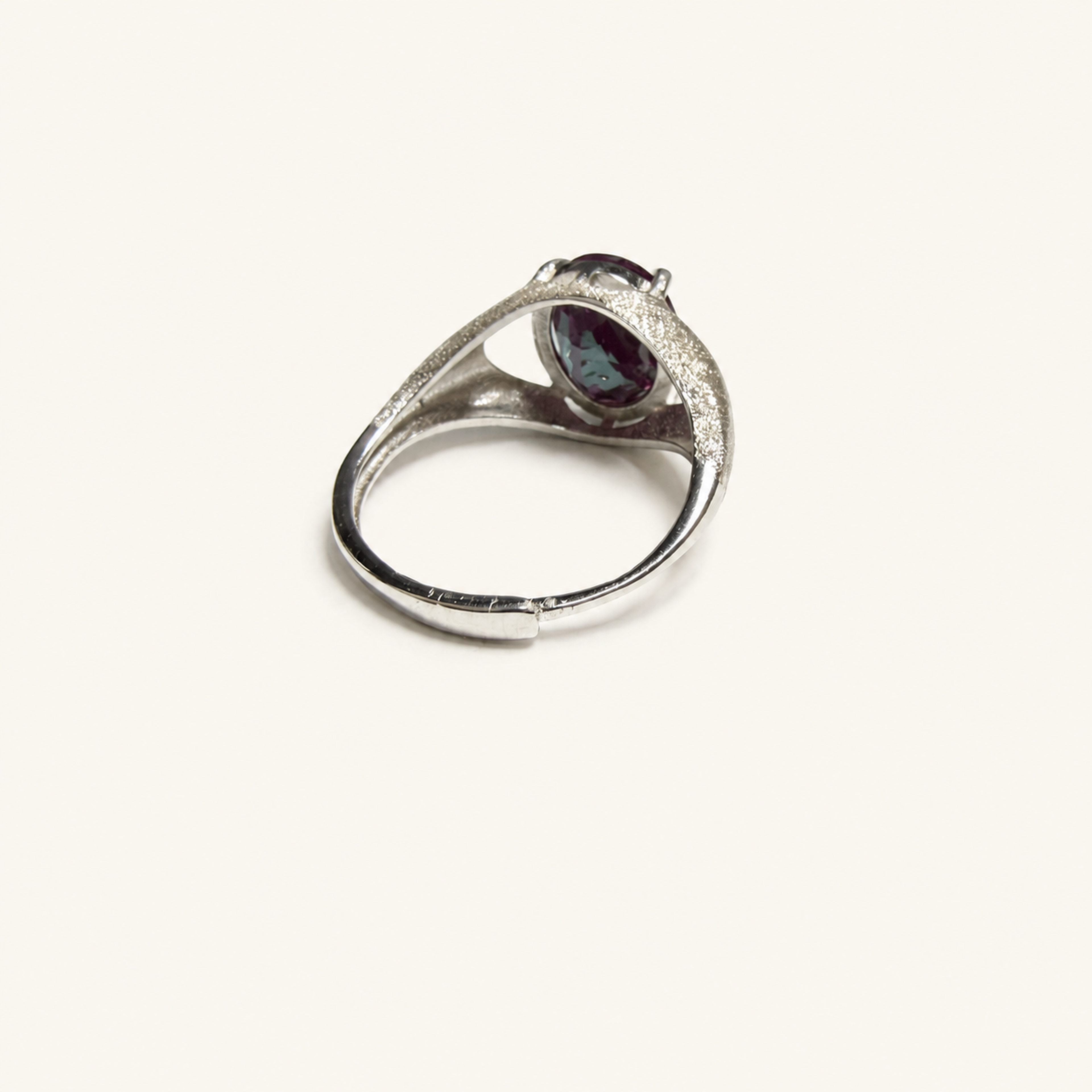 Crosswind Lab-Grown Alexandrite Ring side view