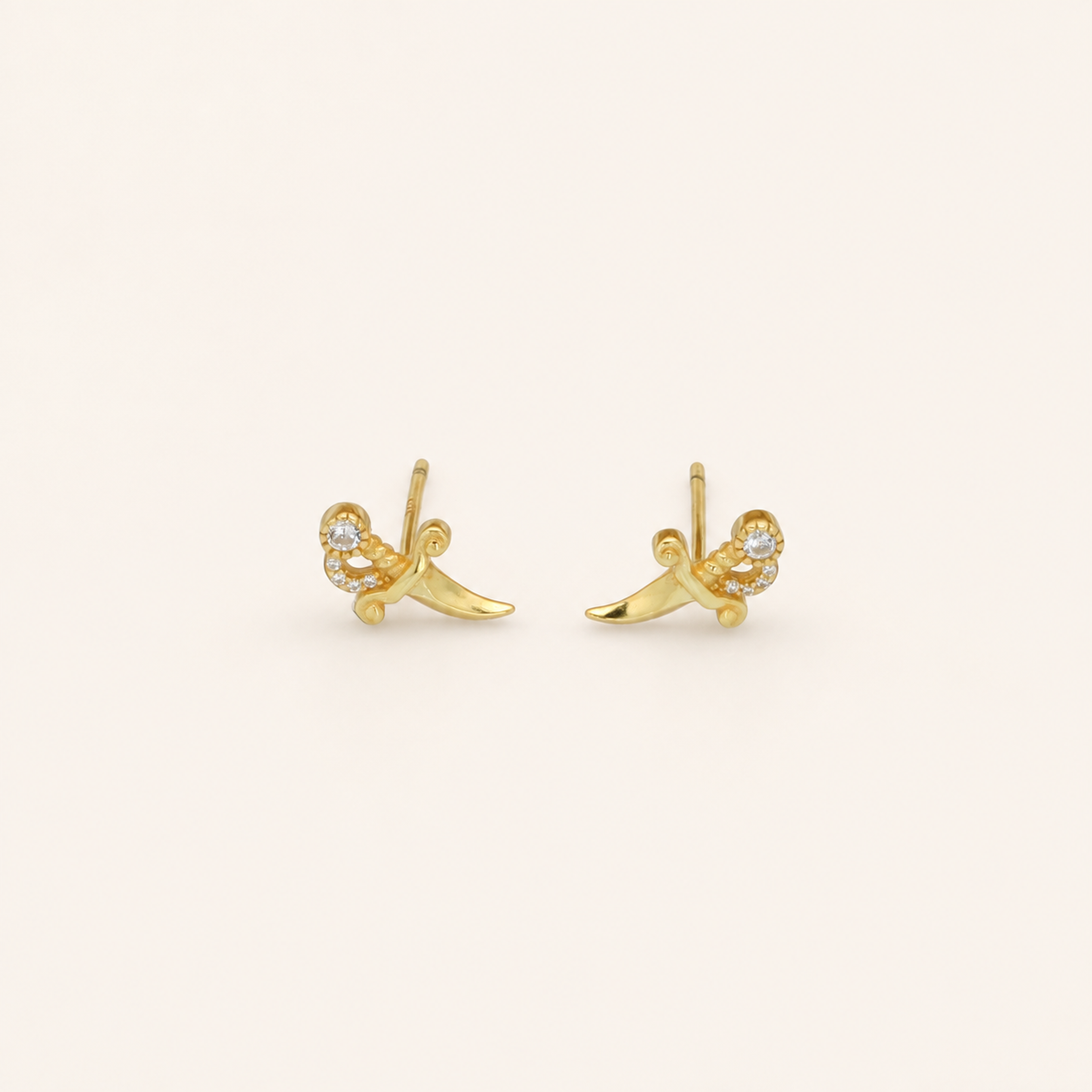 Sterling Silver Zirconia Dagger Stud Earrings detail