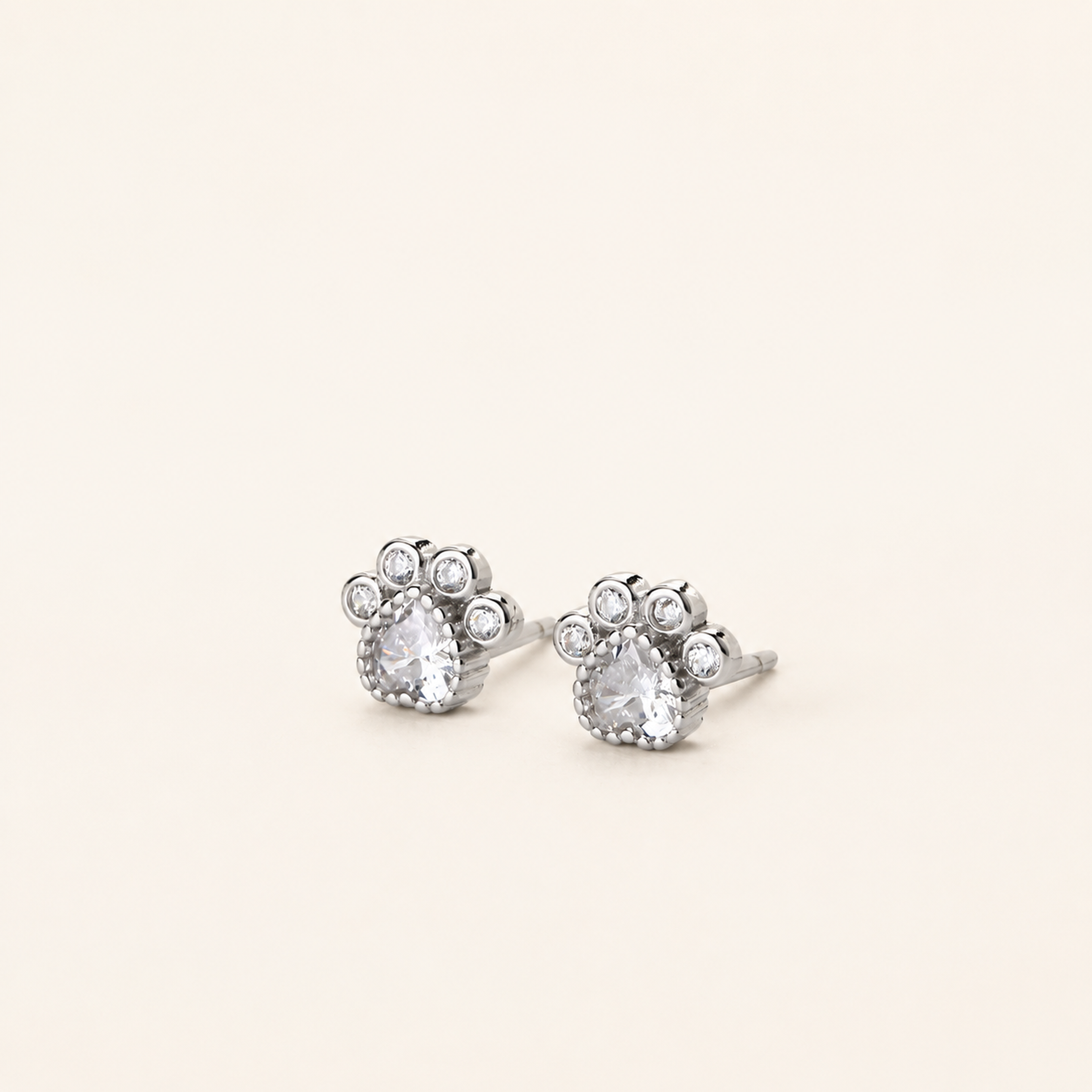 Sterling Silver Cat Paw Zirconia Flower Stud Earrings detail view