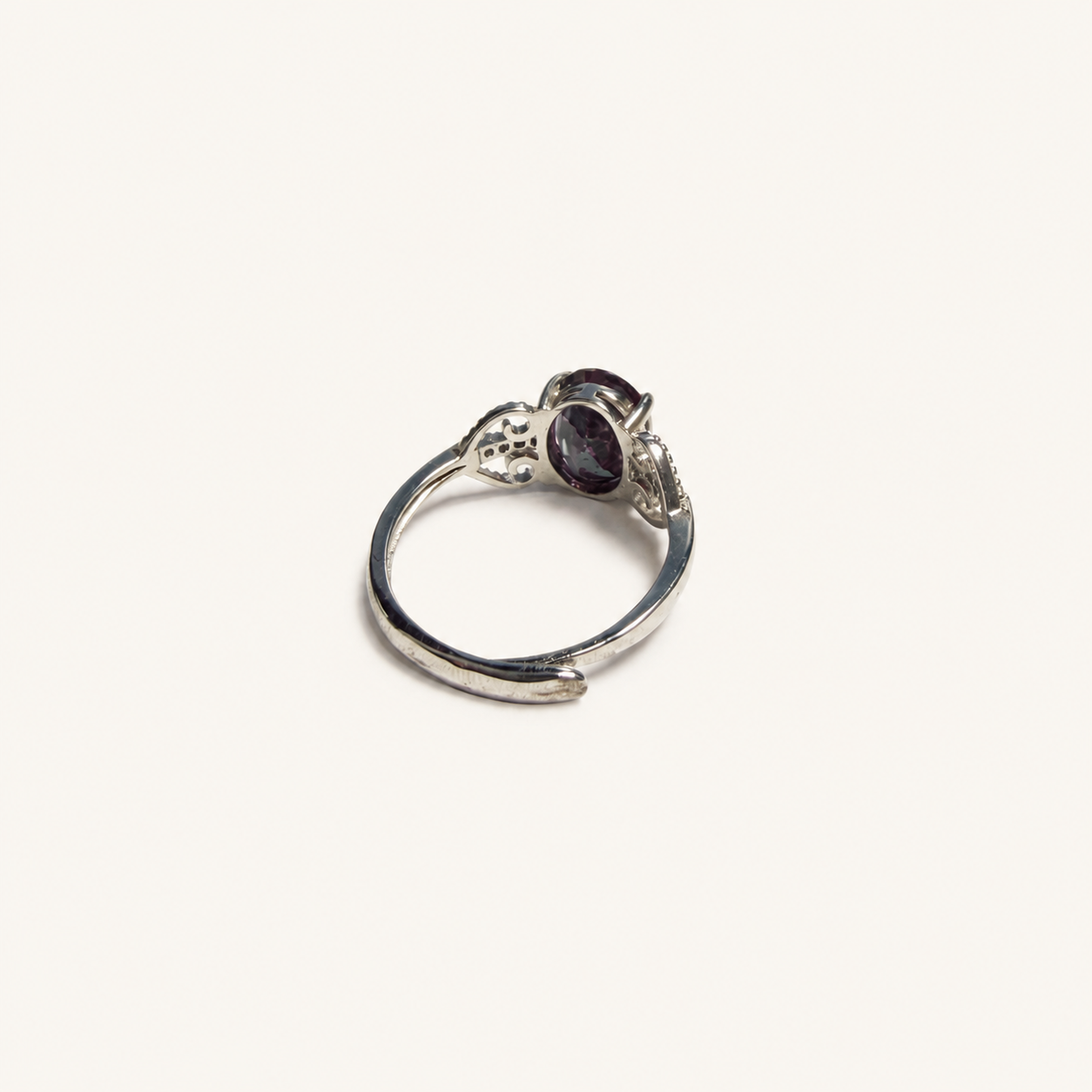 Duskwing Lab-Grown Alexandrite Ring side view