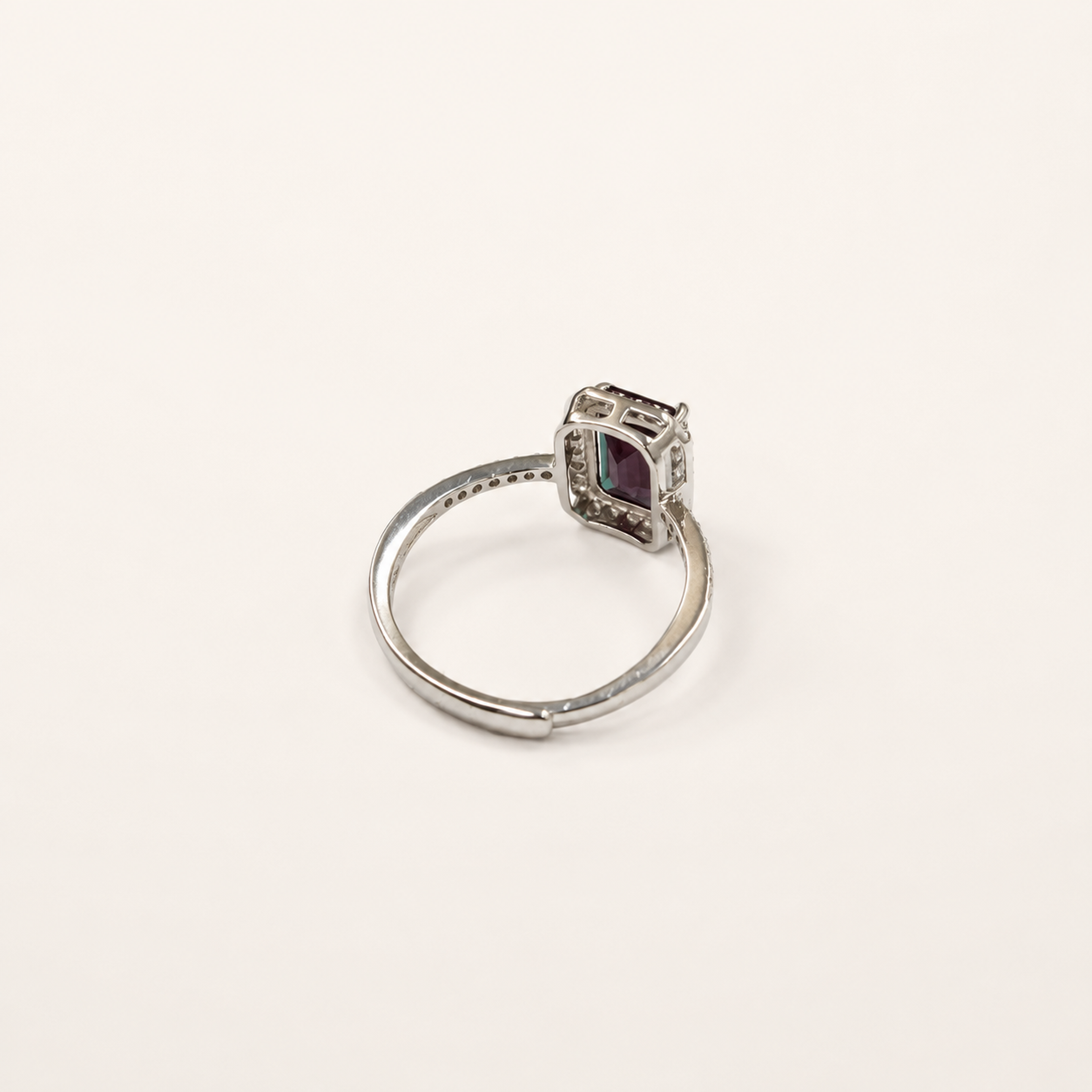 Lucent Halo Lab-Grown Alexandrite Ring side view
