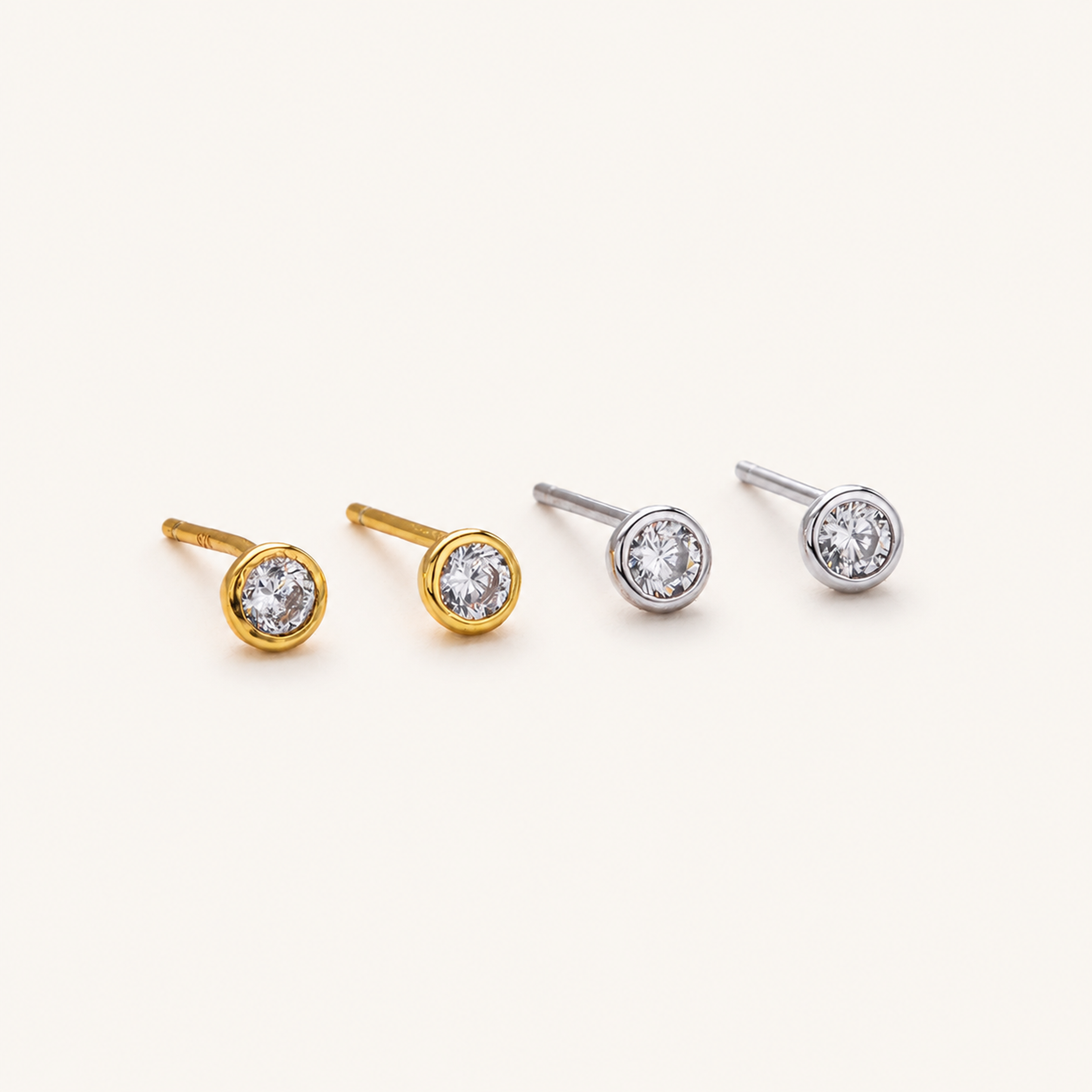 Sterling Silver Round Zirconia Stud Earrings detail