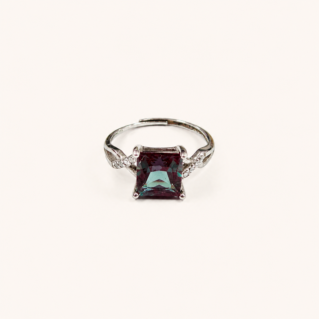 Entwine Lab-Grown Alexandrite Ring