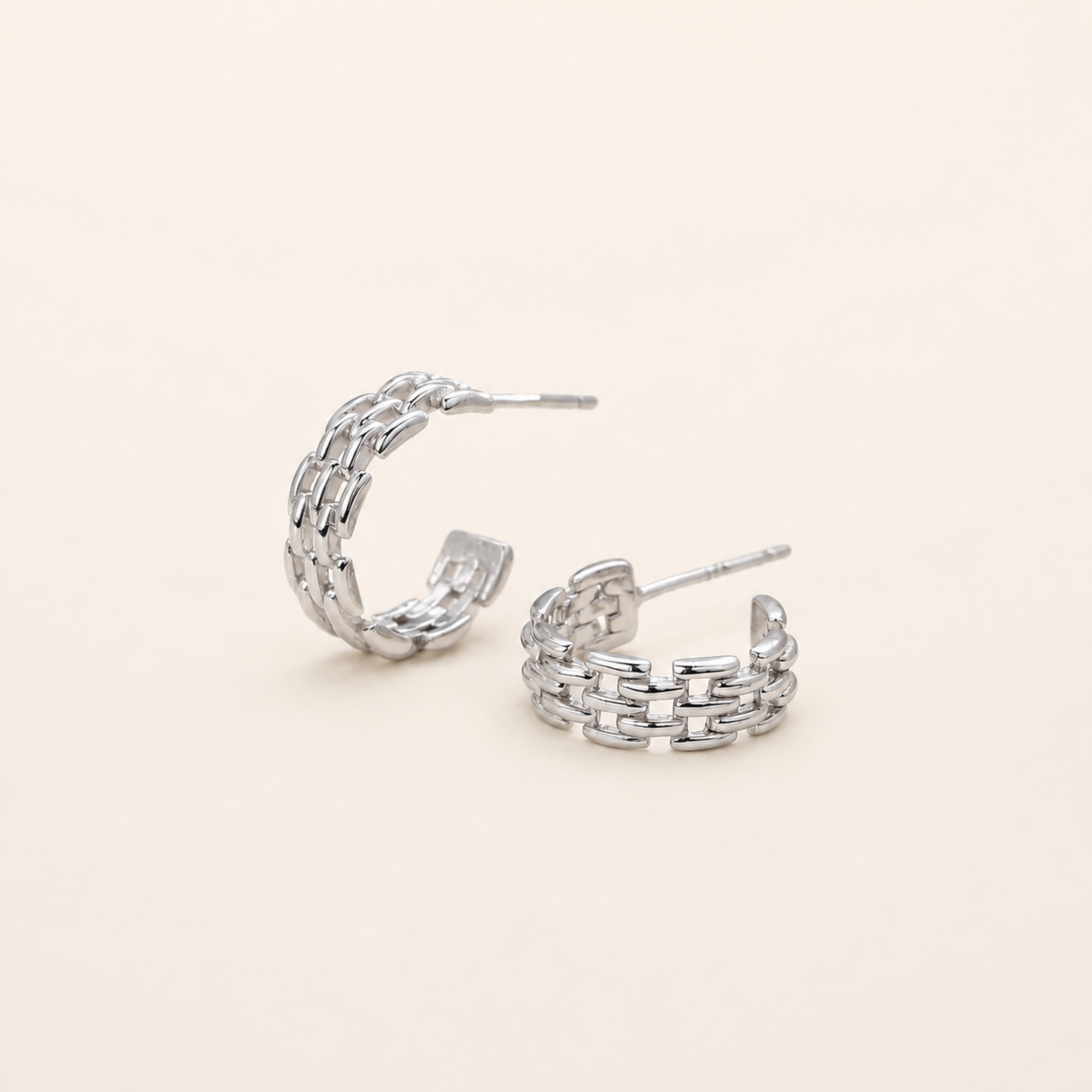 Sterling Silver Braided Twist Circle Stud Earrings detail view