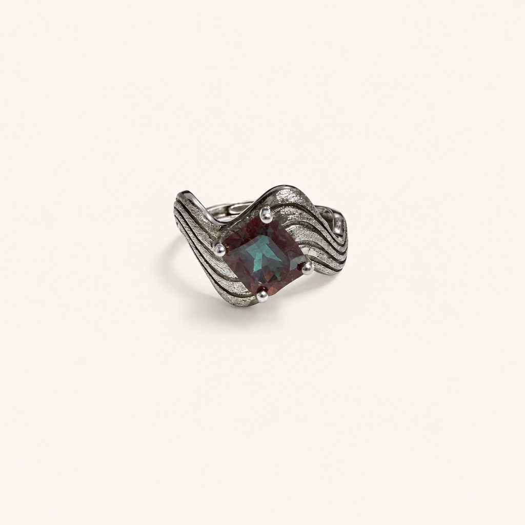 Driftline Lab-Grown Alexandrite Ring