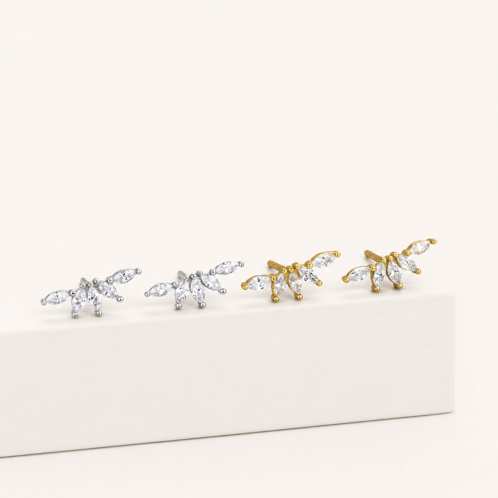 Sterling Silver Cubic Zirconia Screw-Back Stud Earrings detail