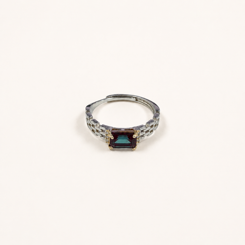 Gilded Loom Lab-Grown Alexandrite Ring