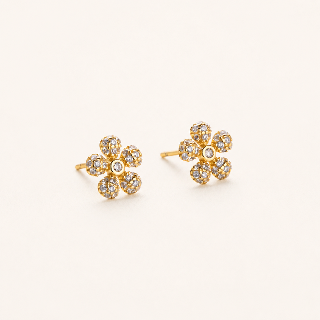 Sterling Silver Flower Zirconia Stud Earrings detail
