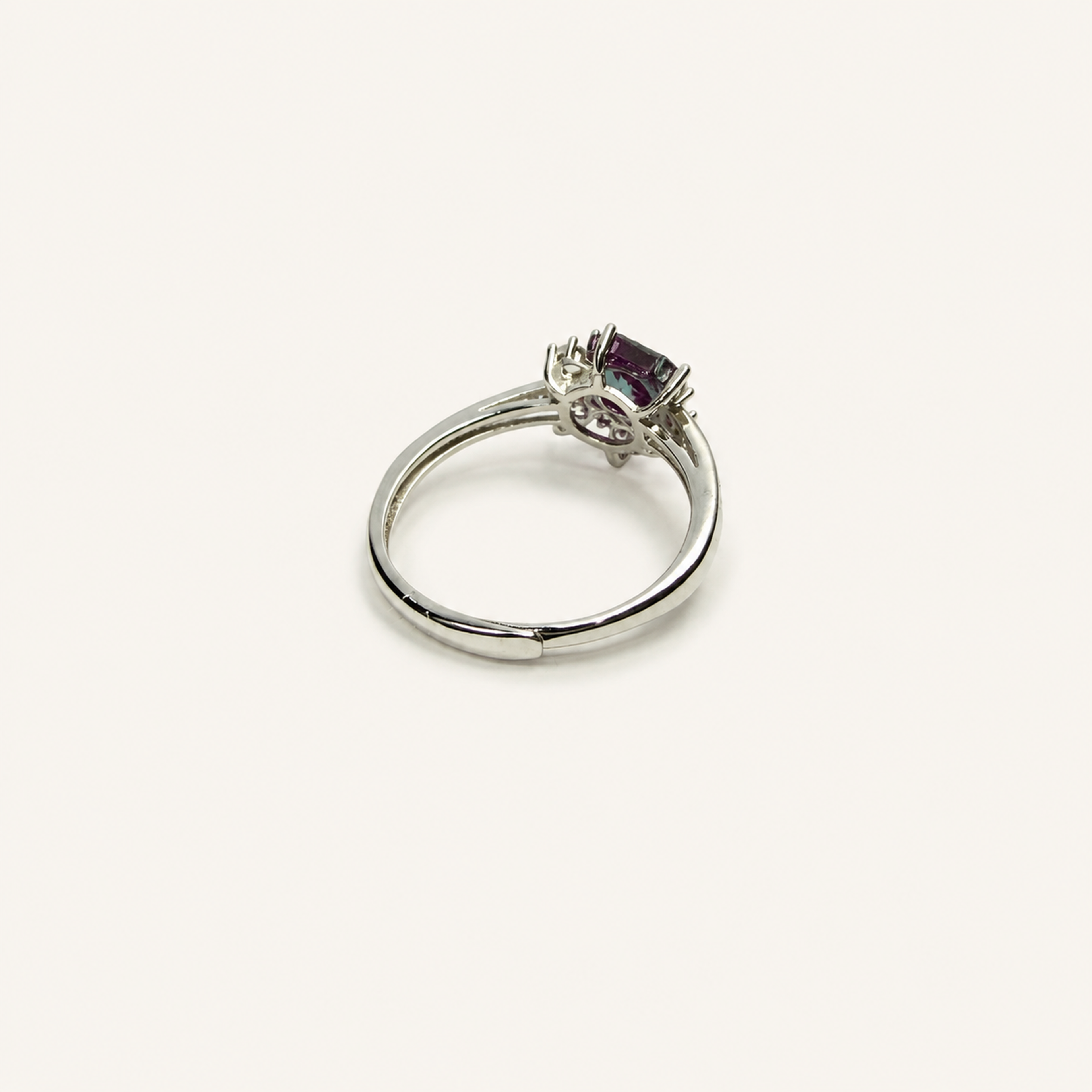 Frostbloom Lab-Grown Alexandrite Ring side view