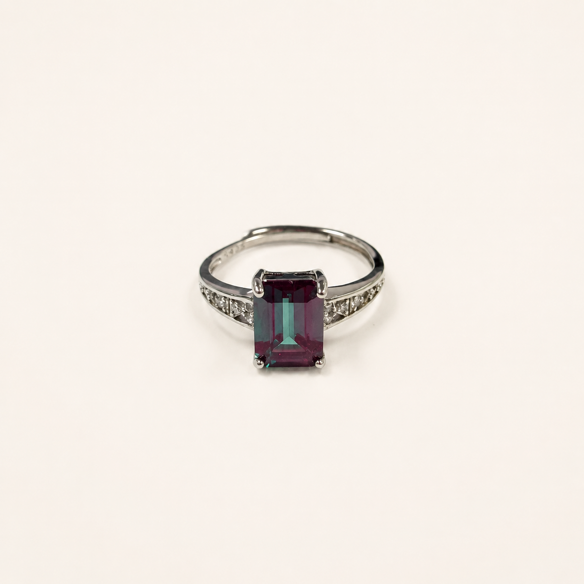 Ascent Lab-Grown Alexandrite Ring - Sale