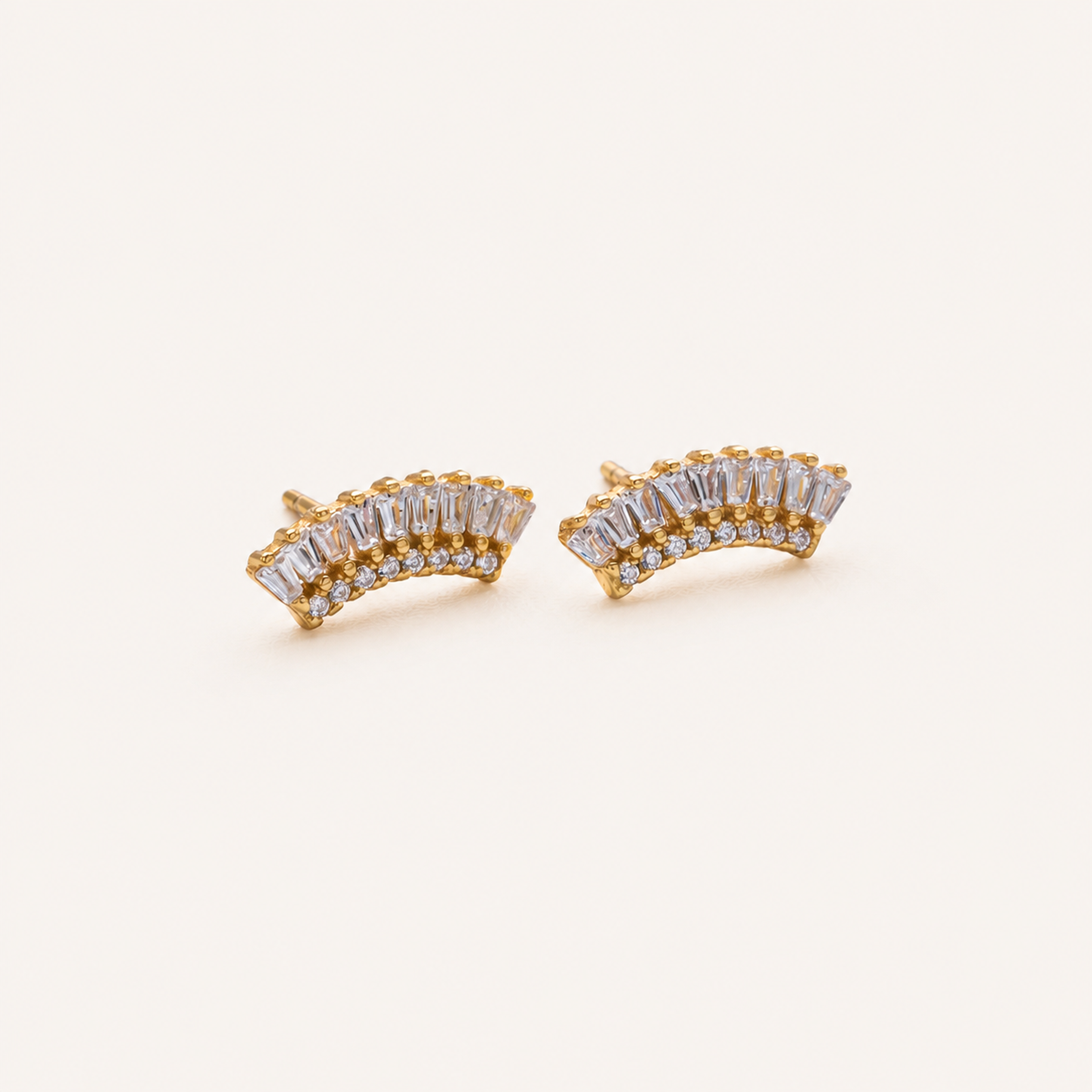 Sterling Silver Scattered Fan Zirconia Stud Earrings detail