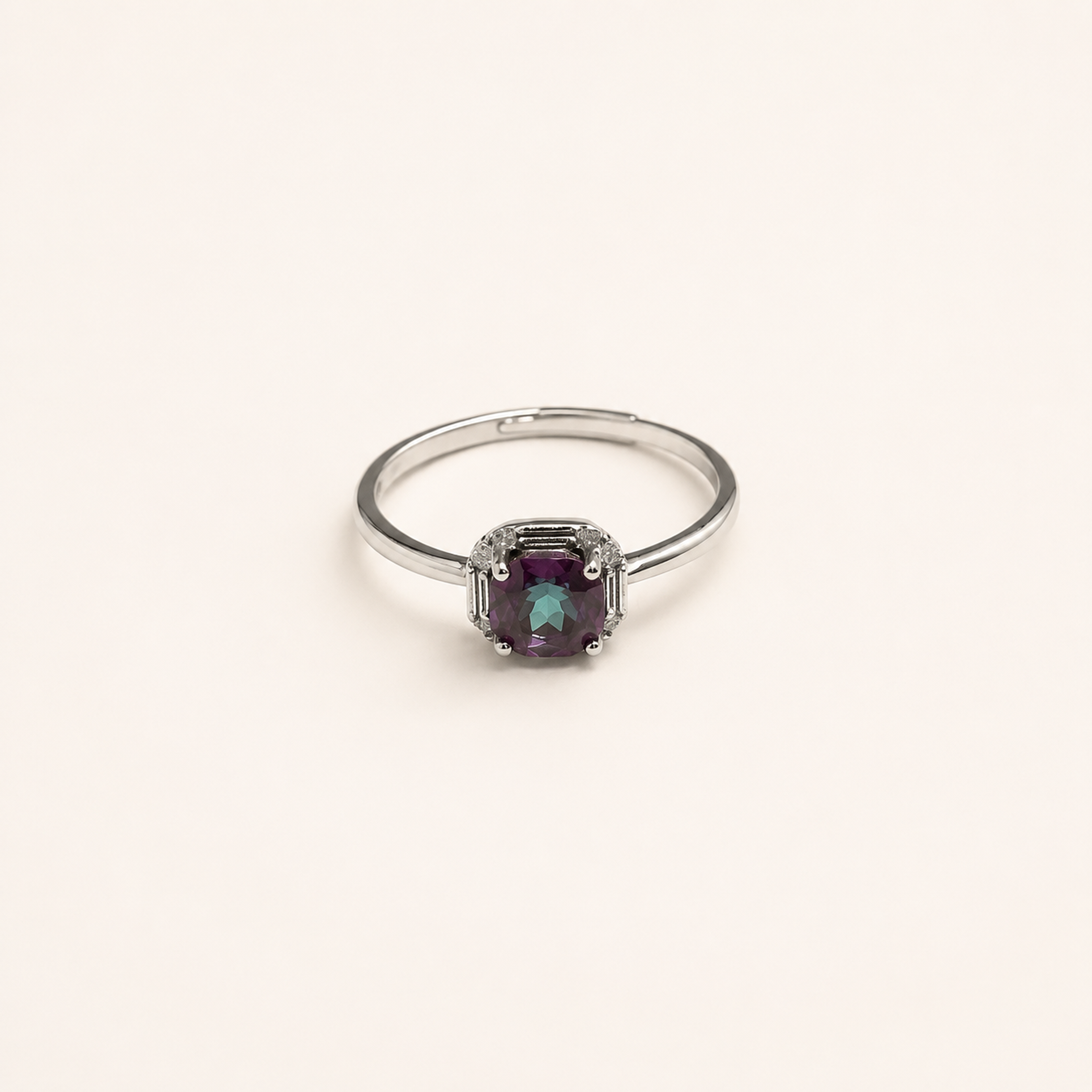 Colonnade Lab-Grown Alexandrite Ring