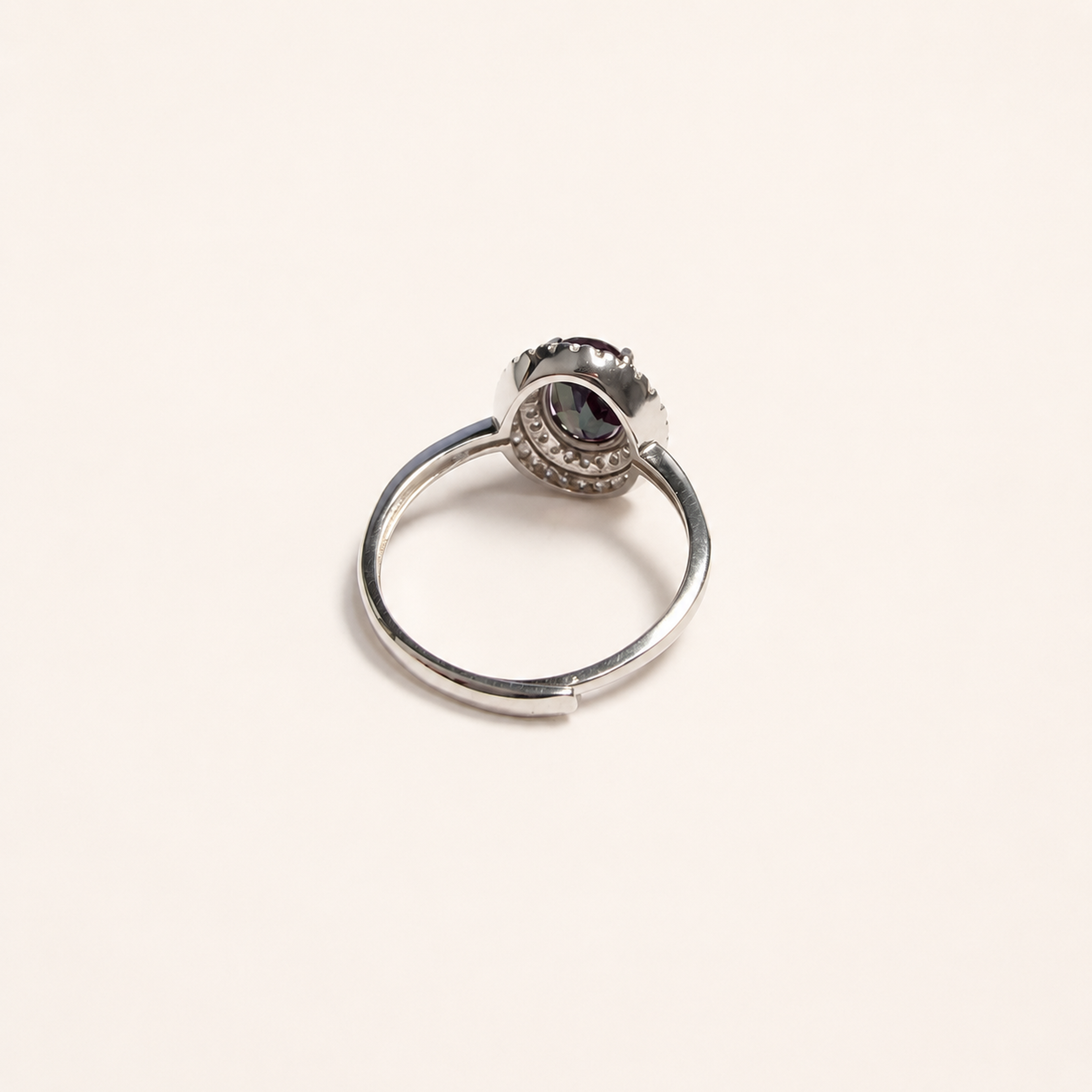 Twin Aura Lab-Grown Alexandrite Ring side view