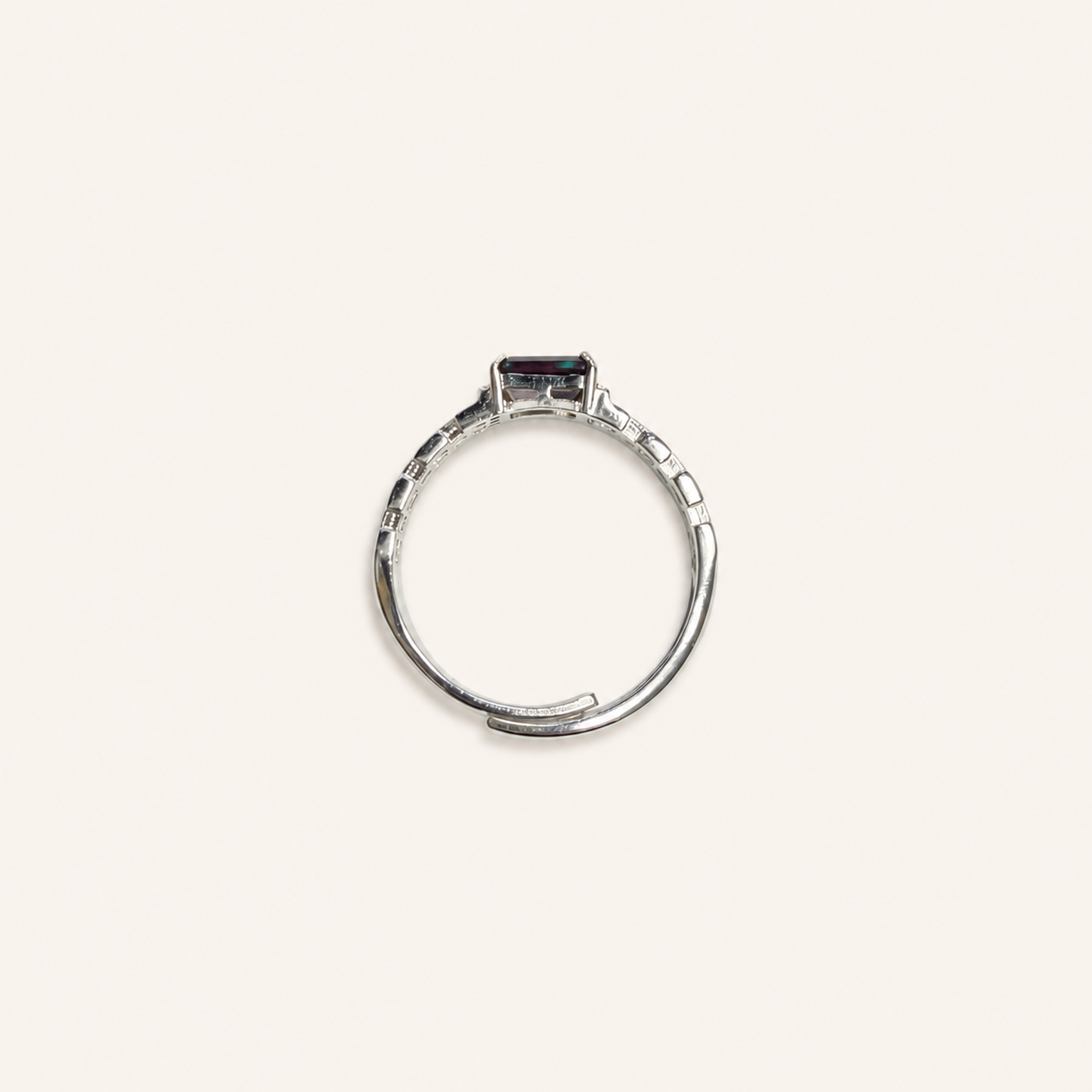 Gilded Loom Lab-Grown Alexandrite Ring upright view