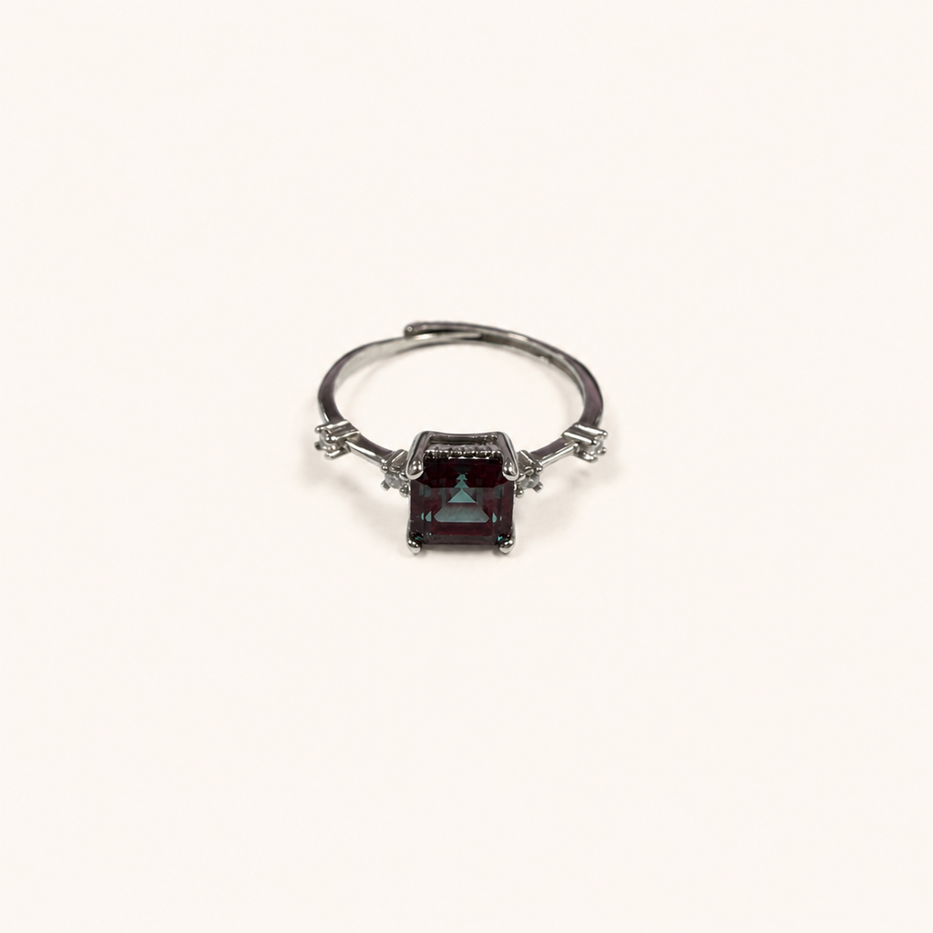 Velvet Dusk Lab-Grown Alexandrite Ring