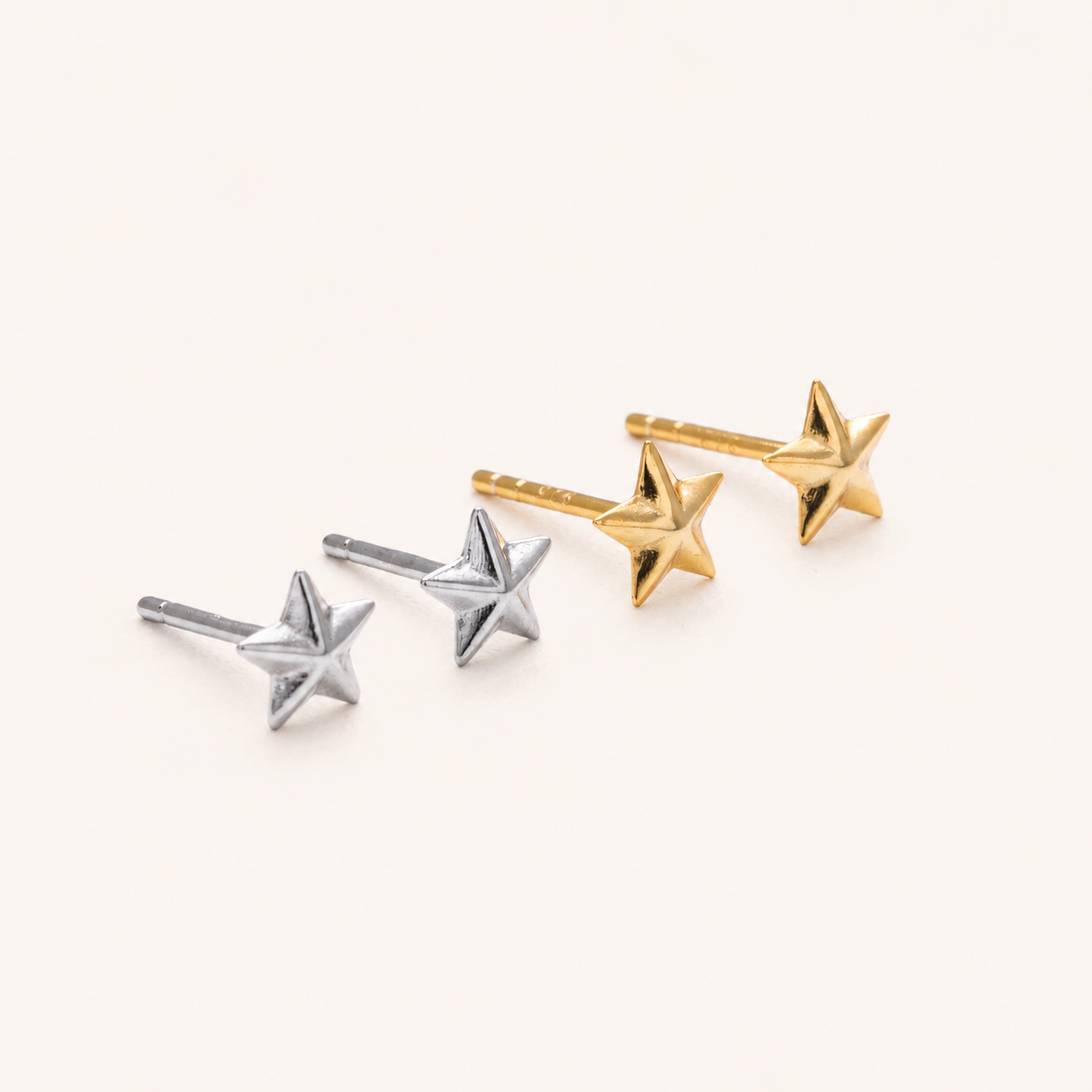 Sterling Silver Polished Five-Point Star Stud Earrings detail