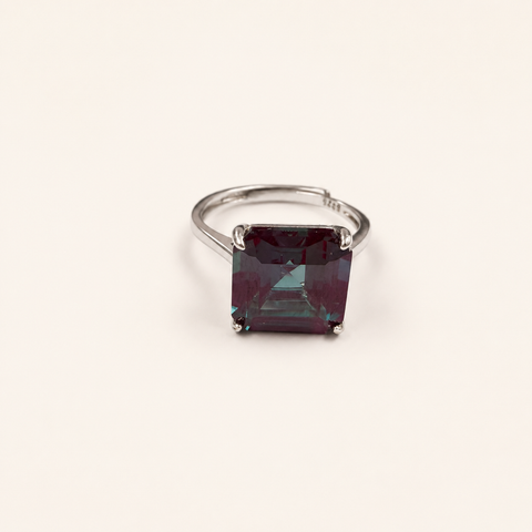 Sovereign Lab-Grown Alexandrite Ring