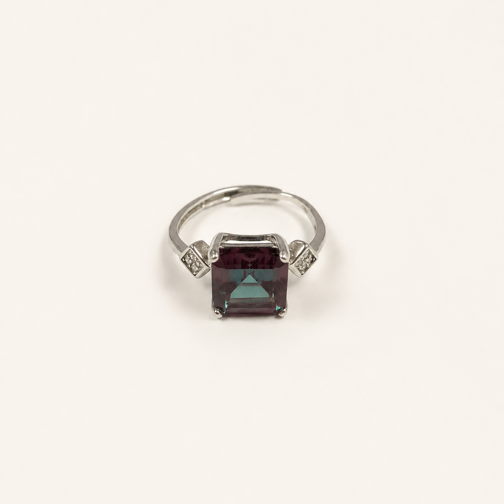Gatehouse Lab-Grown Alexandrite Ring