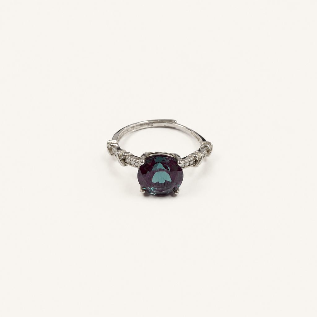 Crossette Lab-Grown Alexandrite Ring