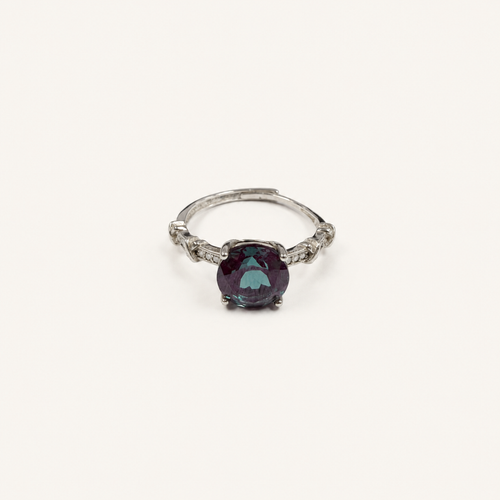 Crossette Lab-Grown Alexandrite Ring