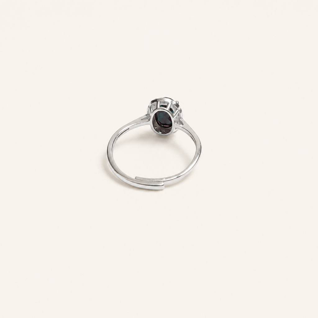 Lacelight Lab-Grown Alexandrite Ring side view