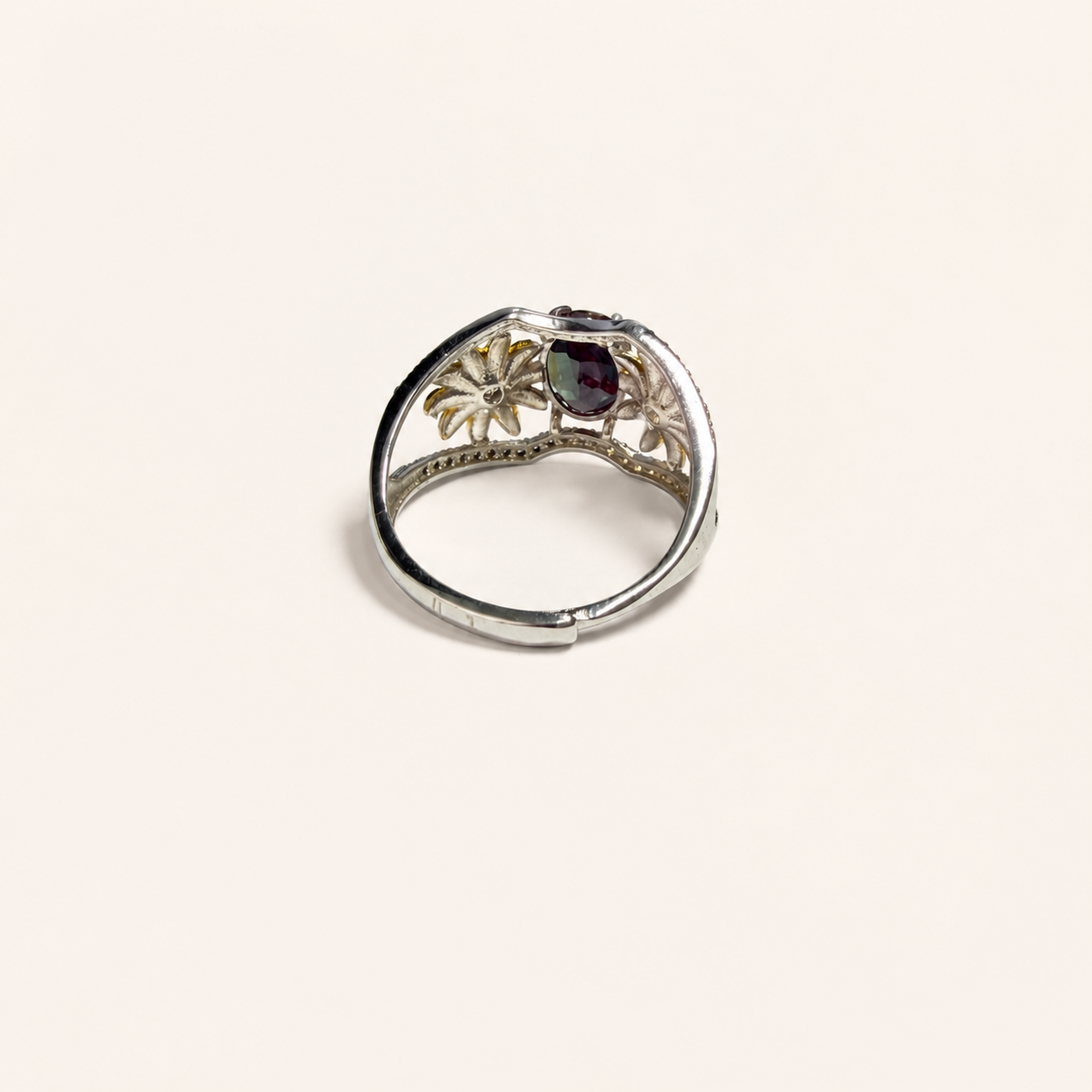 Sunbloom Lab-Grown Alexandrite Ring side view